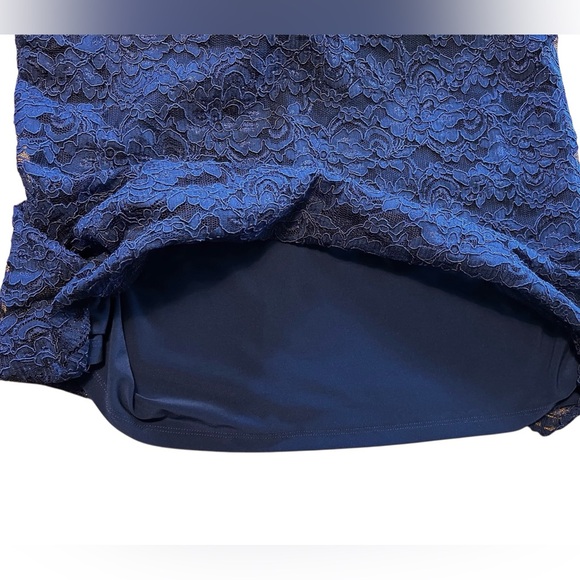 EUC LAUREN RALPH LAUREN Navy Lace Overlay Cap Sleeve Midi Sheath Dress Size 4 - Picture 8 of 14